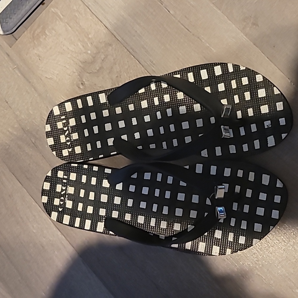 Coach Black White Gingham Amel Flip Flops Sandals Women’s Size 7-8 Bows Checks